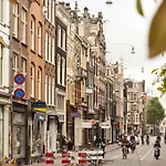 Luxury Keizersgracht Group House