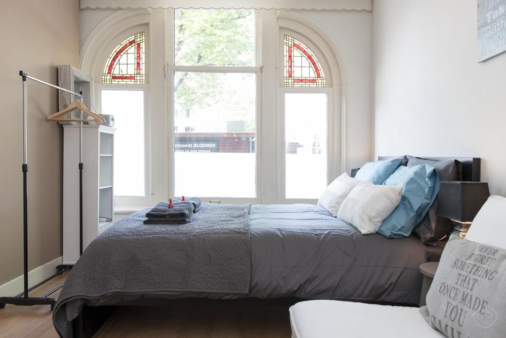 Luxury Keizersgracht Group House
